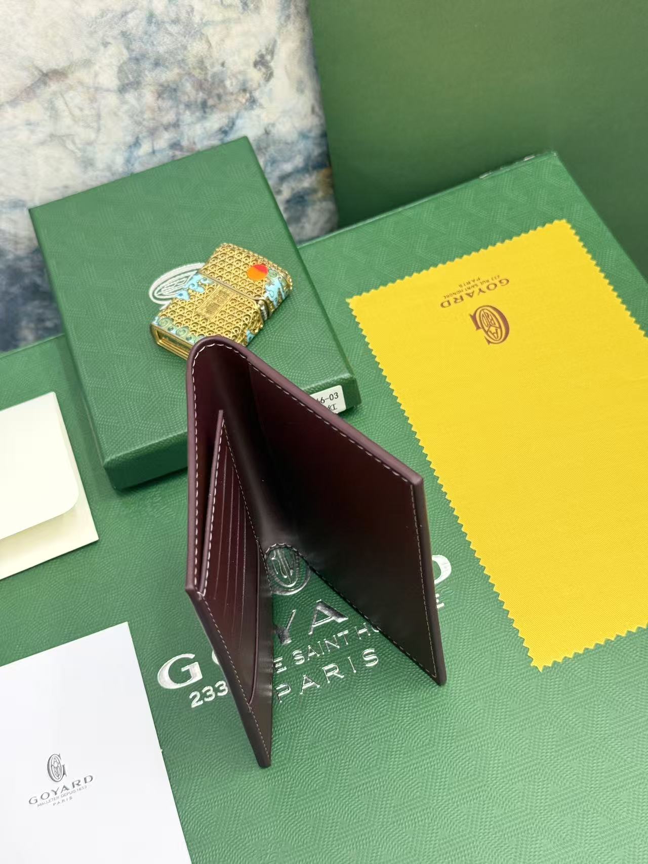 Goyard左边卡位四格护照夹,官网1:1顶级材质手工精细,11个颜色现货供应, 质感直接拉满, 放现金,薄身不站位置, Goyard左边卡位四格护照夹,官网1:1顶级材质手工精细,11个颜色现货供应, 质感直接拉满, 放现金,薄身不站位置,