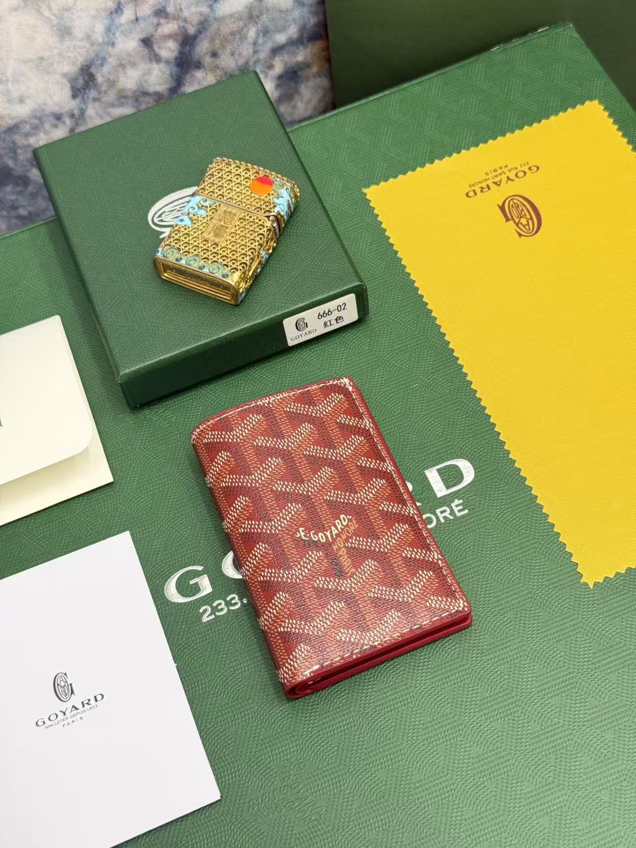 Goyard对折卡包 日常搭配必备单品，官网1:1顶级材质手工精细，11个颜色现货供应， SAINT-PIERRE卡夹的