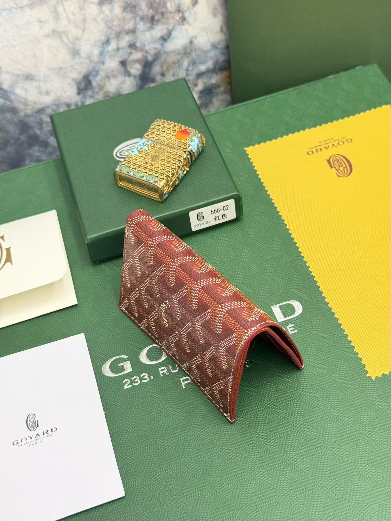 Goyard对折卡包 日常搭配必备单品，官网1:1顶级材质手工精细，11个颜色现货供应， SAINT-PIERRE卡夹的
