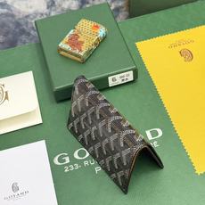 Goyard对折卡包 日常搭配必备单品,官网1:1顶级材质手工精细,11个颜色现货供应, SAINT-PIERRE卡夹的 Goyard对折卡包 日常搭配必备单品,官网1:1顶级材质手工精细,11个颜色现货供应, SAINT-PIERRE卡夹的