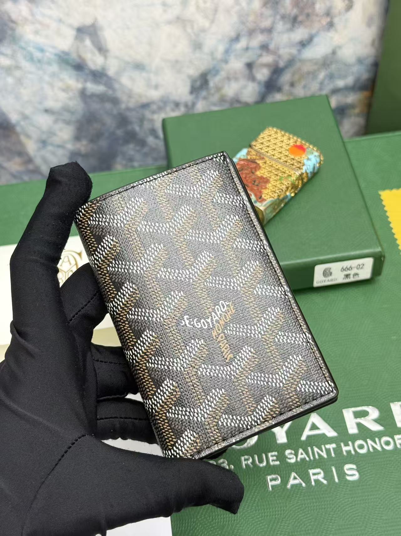 Goyard对折卡包 日常搭配必备单品,官网1:1顶级材质手工精细,11个颜色现货供应, SAINT-PIERRE卡夹的 Goyard对折卡包 日常搭配必备单品,官网1:1顶级材质手工精细,11个颜色现货供应, SAINT-PIERRE卡夹的