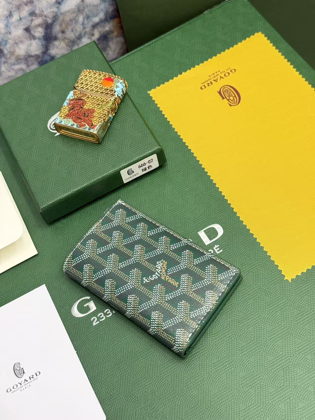 Goyard对折卡包 日常搭配必备单品,官网1:1顶级材质手工精细,11个颜色现货供应, SAINT-PIERRE卡夹的 Goyard对折卡包 日常搭配必备单品,官网1:1顶级材质手工精细,11个颜色现货供应, SAINT-PIERRE卡夹的