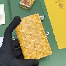 Goyard对折卡包 日常搭配必备单品,官网1:1顶级材质手工精细,11个颜色现货供应, SAINT-PIERRE卡夹的 Goyard对折卡包 日常搭配必备单品,官网1:1顶级材质手工精细,11个颜色现货供应, SAINT-PIERRE卡夹的