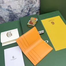 Goyard对折卡包 日常搭配必备单品,官网1:1顶级材质手工精细,11个颜色现货供应, SAINT-PIERRE卡夹的 Goyard对折卡包 日常搭配必备单品,官网1:1顶级材质手工精细,11个颜色现货供应, SAINT-PIERRE卡夹的