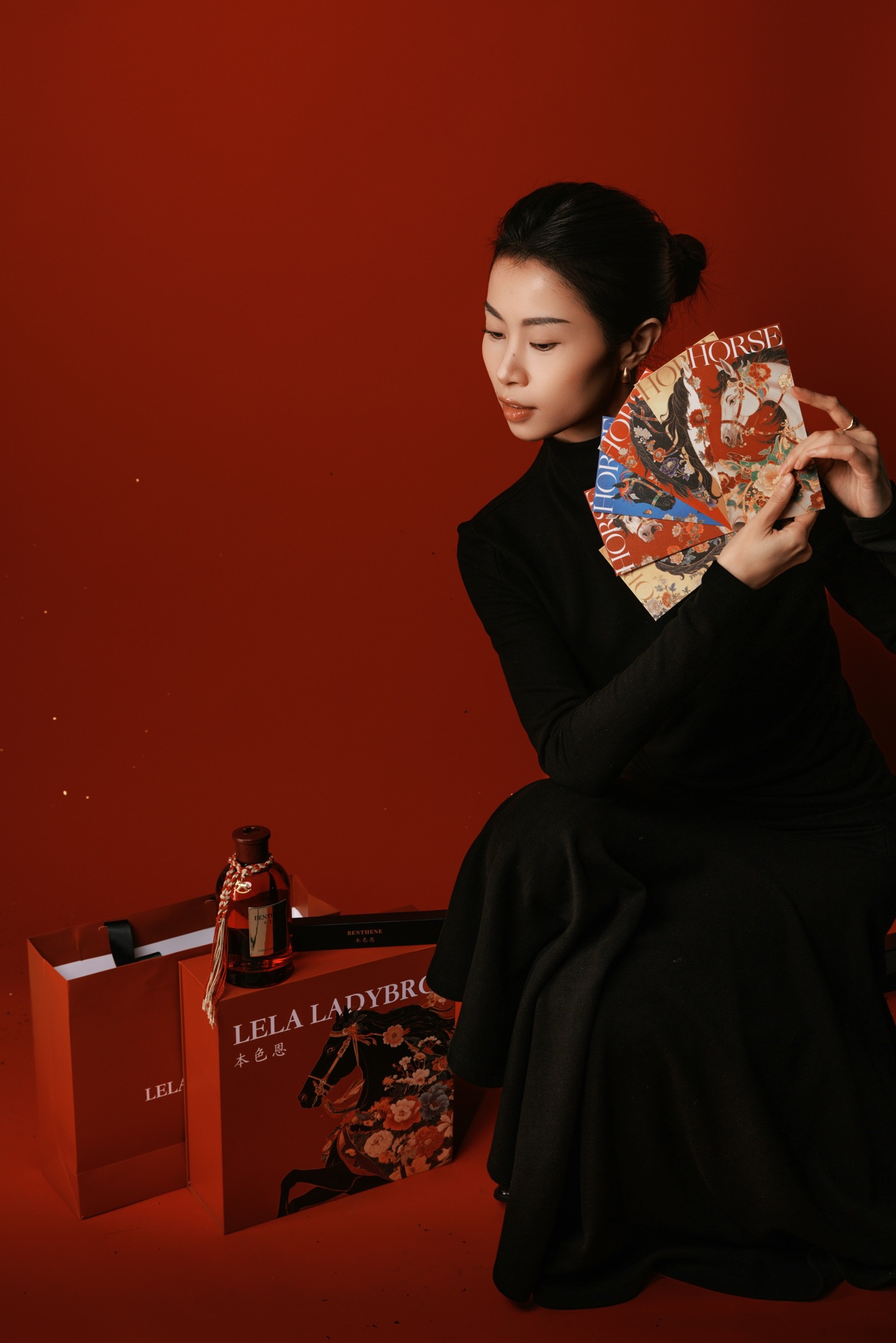 fragrance accompanies the warmth of the yearJinma Nafu Limited - Perfume 5