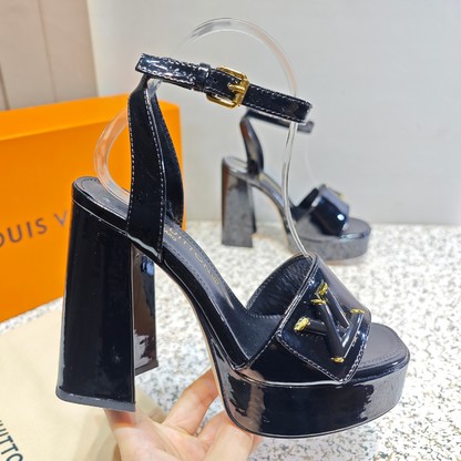 Louis Vuitton Shoes Sandals Women Genuine Leather Patent Sheepskin Summer Collection