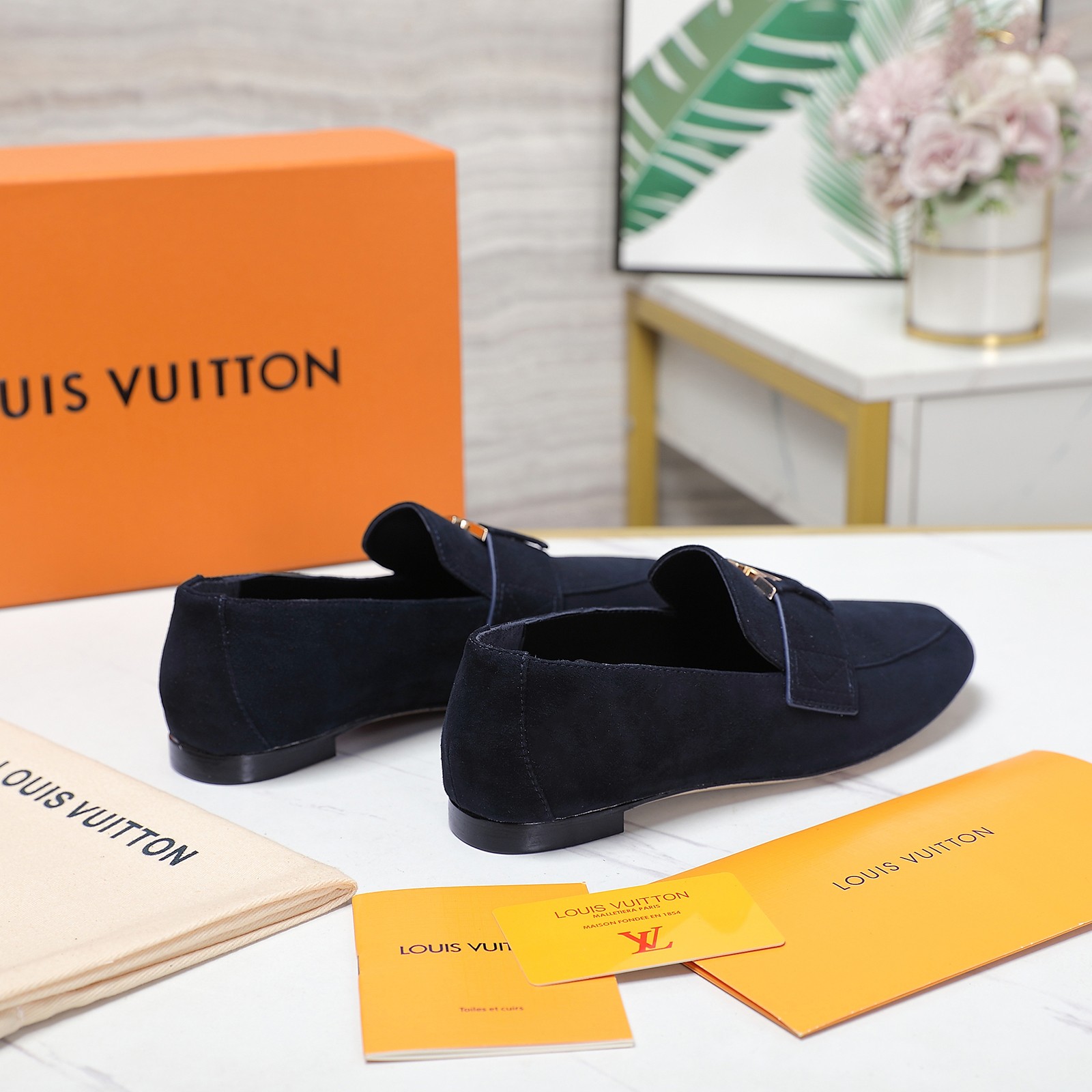 Louis Vuitton Loafers, Suede Leather, Designer Buckle, Flat Heel 9 a1698689467362 4702