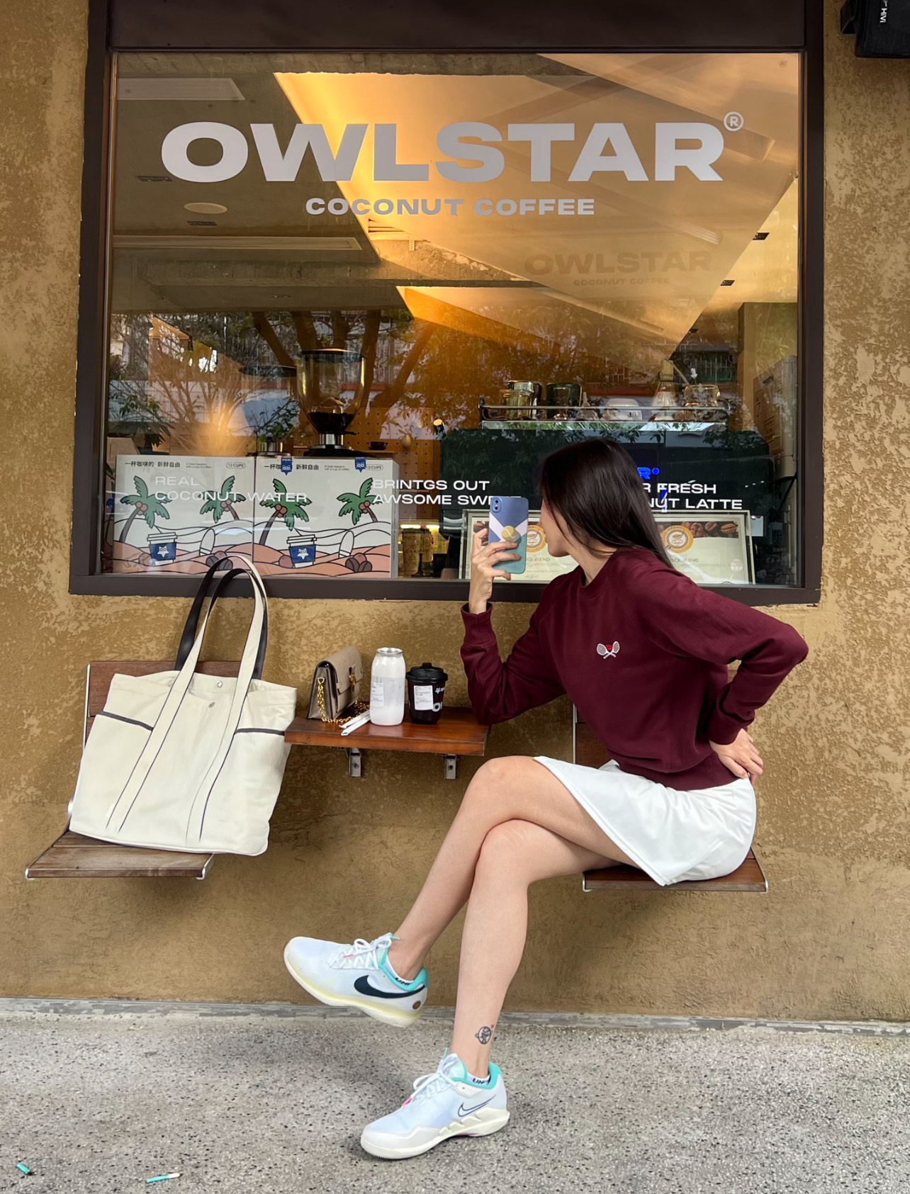NO:879293,Off-white. Carry it when you go out. It is convenient, durable and versatile. It is a trendy department store.19860909米白色 出门背它,方便耐看又百搭,潮品百货,accessory