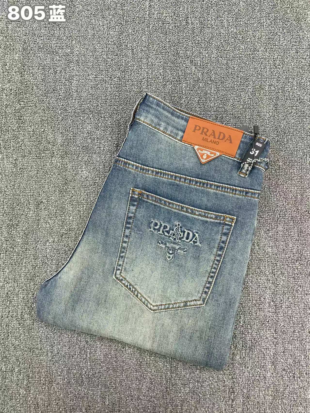 NO:937183,Prada high-end customization, 2026 early autumn latest jeans, simultaneous sale at the counter, original customization, customer-supplied hardware accessories, original order quality, imported solid color denim elastic fabric, heavy washing, fine workmanship and fine line routing, excellent upper body!  The preferred items are complete in three sizes.……………………………………………………………… Size29-38,, prada, jeans,19860909普拉达高端定制、2026早秋最新款牛仔裤 柜台同步发售 原版定制 客供五金辅料 原单品质 进口固色牛仔弹力面料 重工洗水 做工走线精细 上身绝佳！优选单品 三标齐全.…………………………………………………… Size29-38,,prada,jeans,,Men's clothing