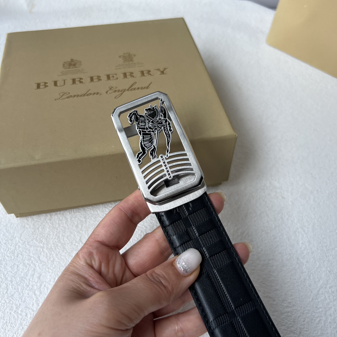 巴宝莉新款进口小牛皮手感细腻柔软纯钢自动精品钢扣