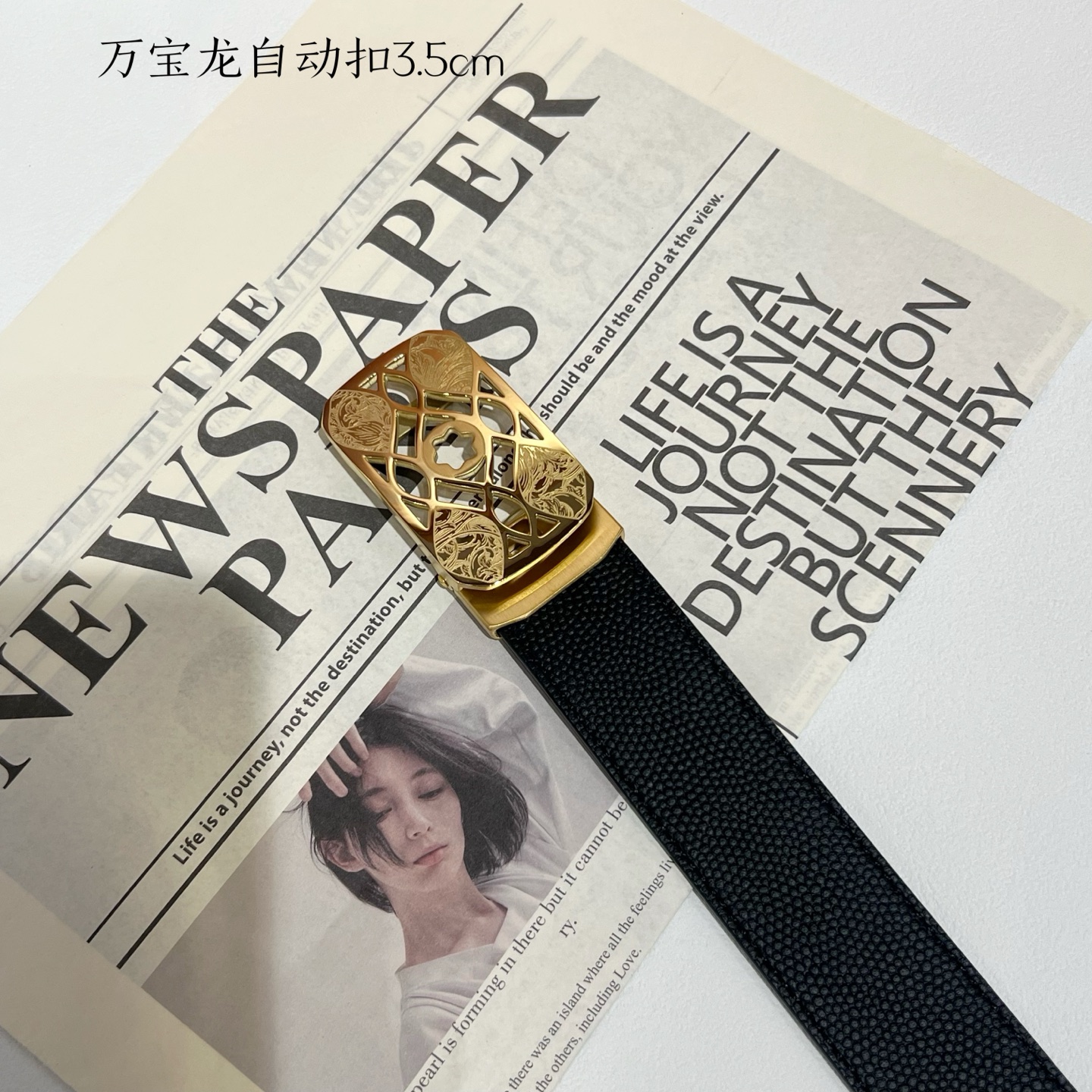   品牌：【万宝龙】新款进口小牛皮，手感细腻柔软。搭配纯钢自动精品钢扣，宽度：3.5cm
