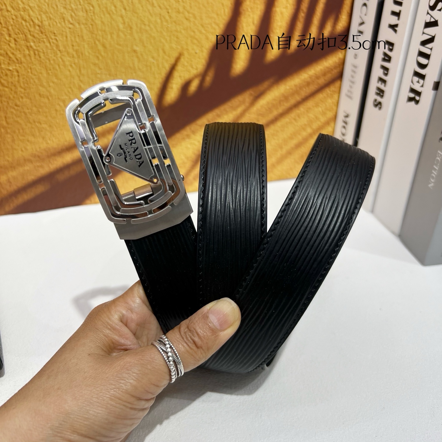 Prada Men’s Automatic Belt: Premium Calfskin and Steel Construction, 3.5 cm Width - 图片 3