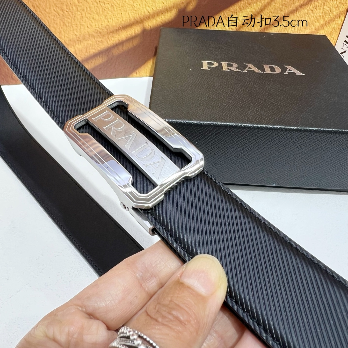 Prada Men’s Automatic Belt: High-quality Calfskin and Steel, 3.5 cm Width - 图片 3