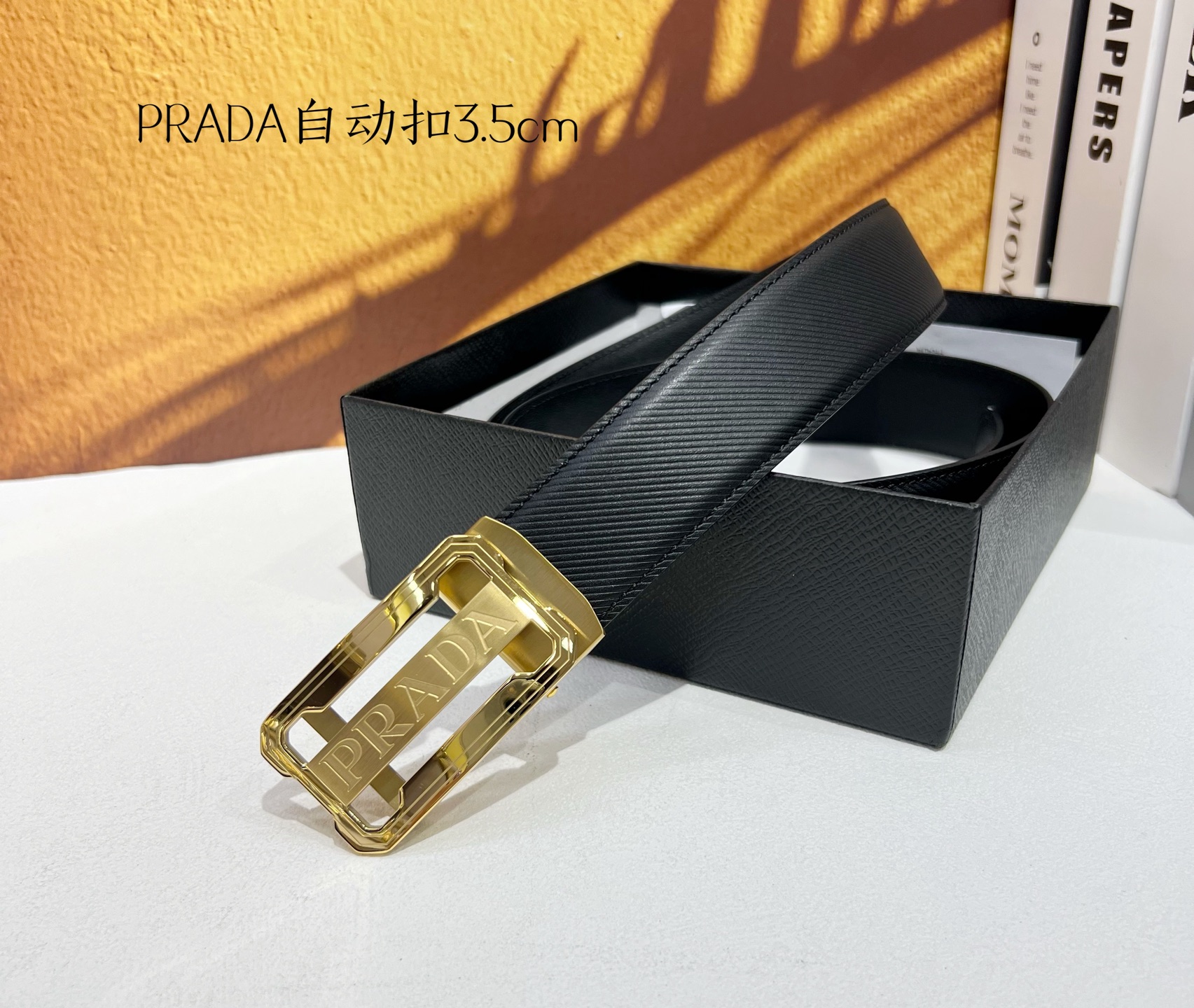 Prada Men’s Automatic Belt: Genuine Calfskin, Stainless Steel, 3.5 cm Width - 图片 7