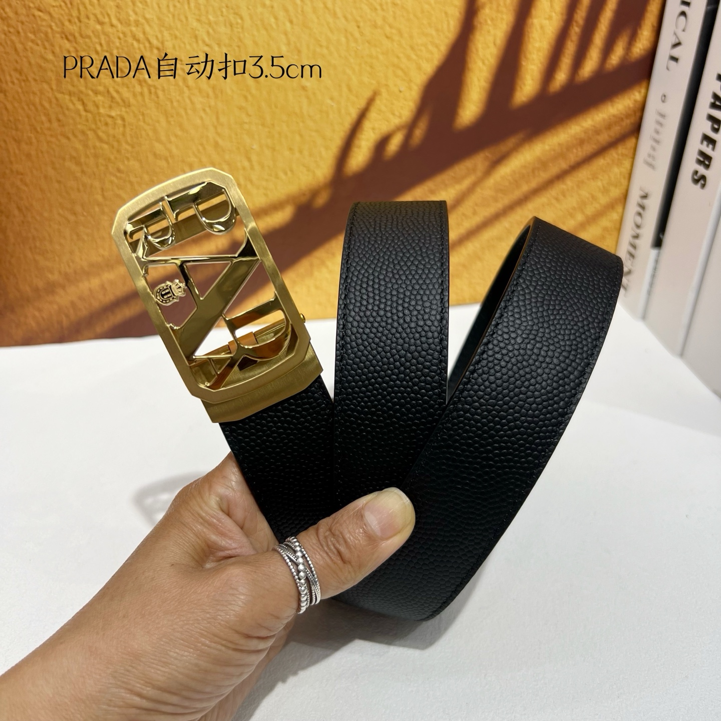 Prada Men’s Automatic Belt: Genuine Calfskin with Steel Buckle, 3.5cm Width - 图片 4