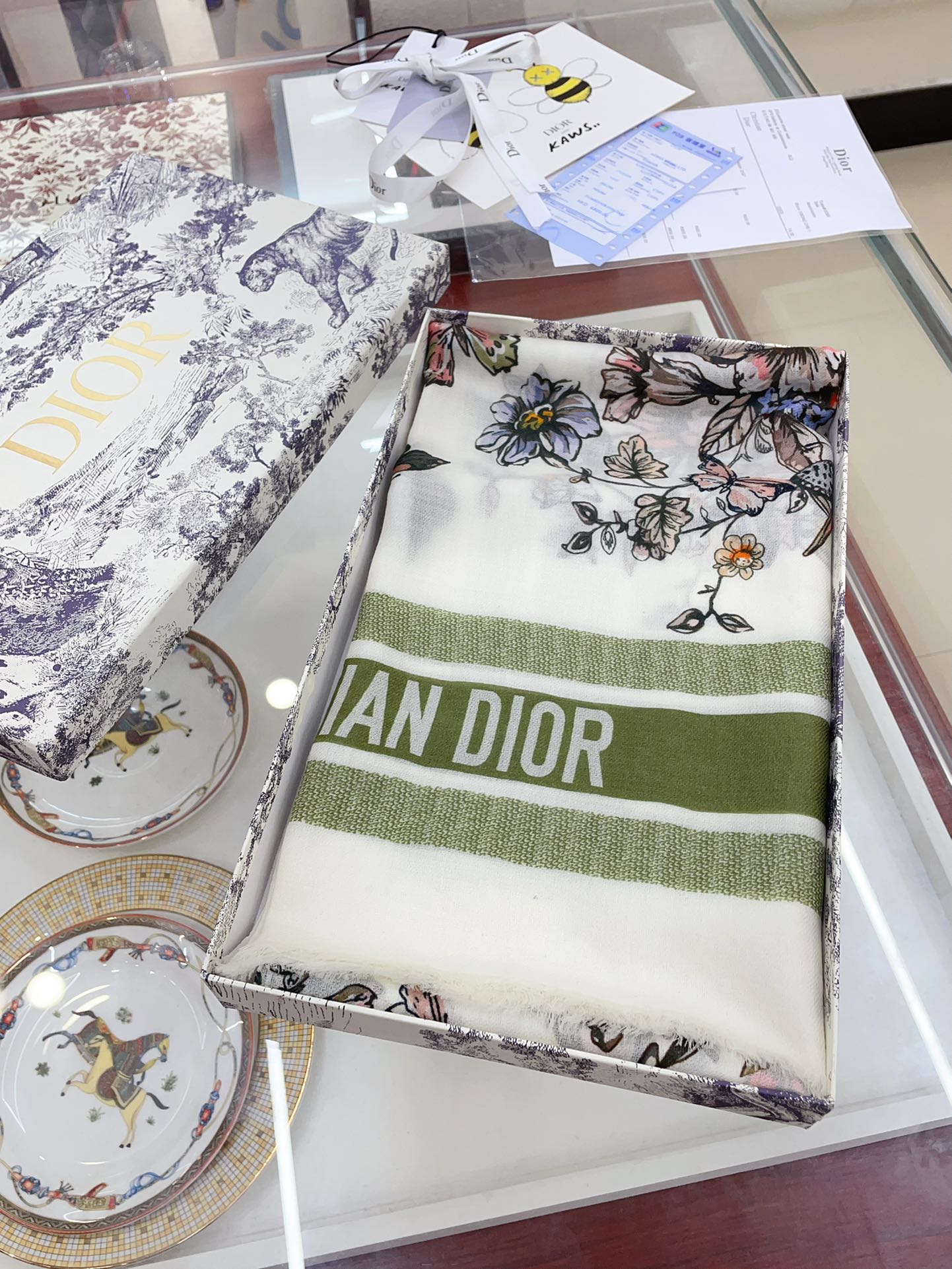原版品质Dior专柜款就是告诉大家这款必须收上新️新款长羊绒专柜同步这个size不大不小特别好搭配品质超