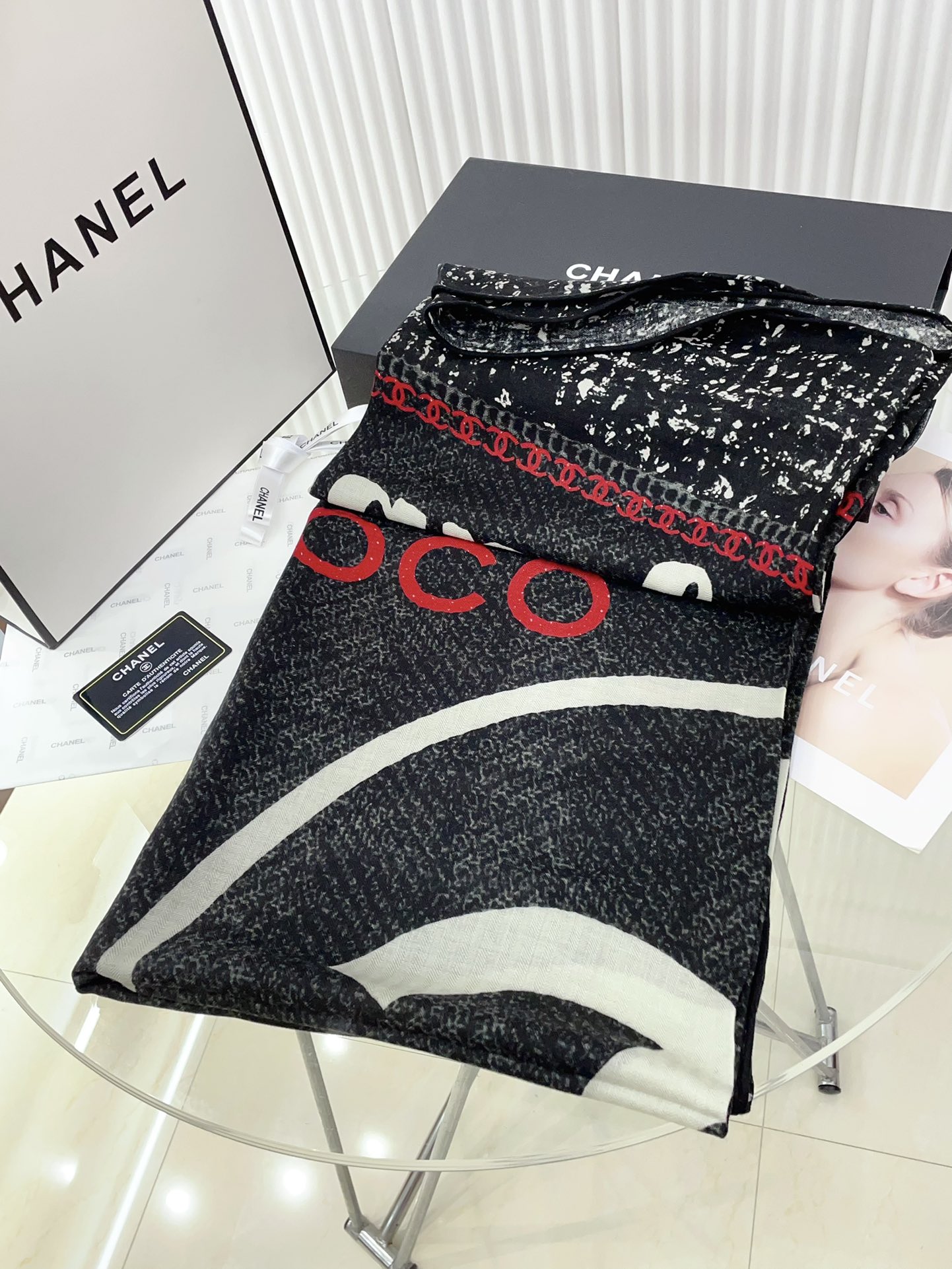 CHANEL高奢定制款️无论在哪种场合都能变得高雅有品超有品味的单品️极品精英高手级别的时髦感！东西真的