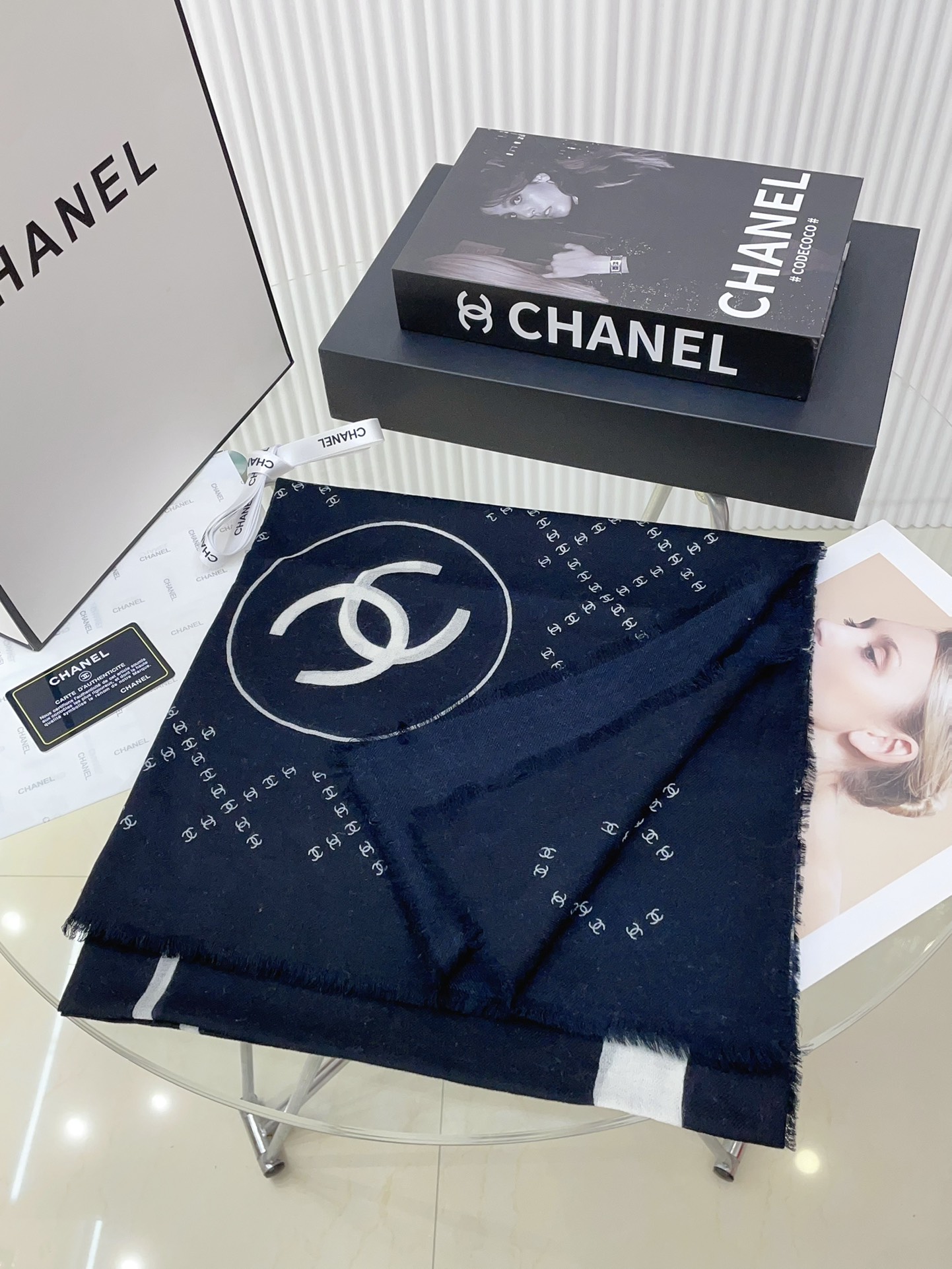 CHANEL系列专柜最新同步！本系列经过专柜品质染色首道工序清洗后直接加工保持了原生态的柔顺亮泽薄如蝉翼