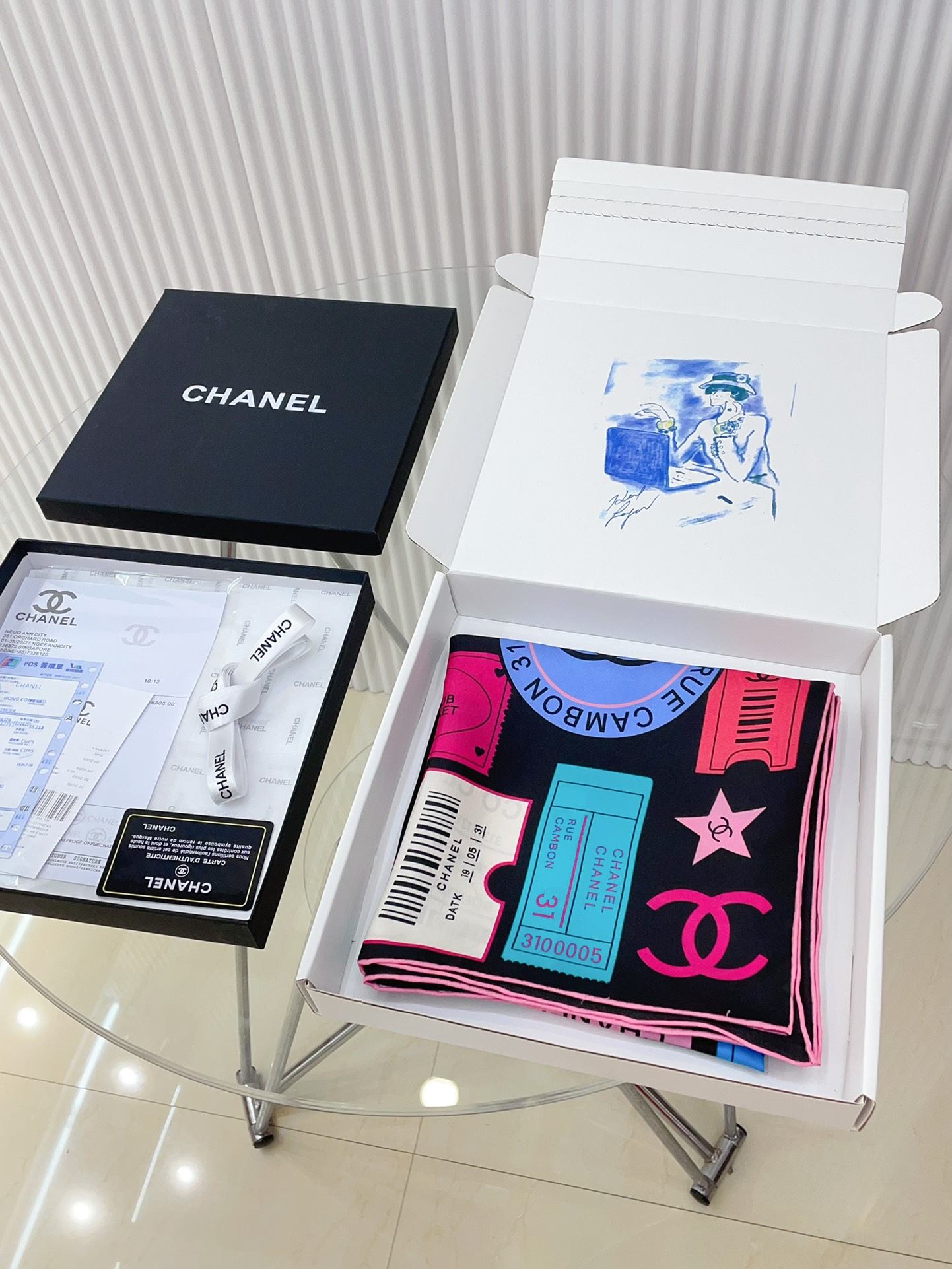 CHANEL品牌标识90真丝方巾️抢️VIP推荐️下手一定要快高端大爱️女人尤物货极少四季都可以用️真心