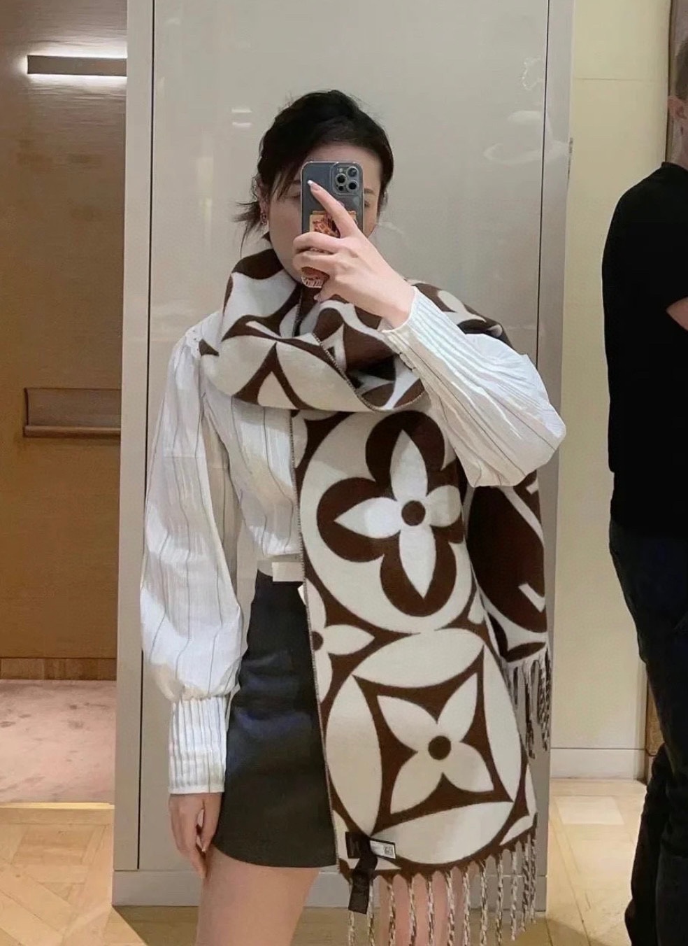 Louis Vuitton Scarf from China 2023
 Wool Winter Collection