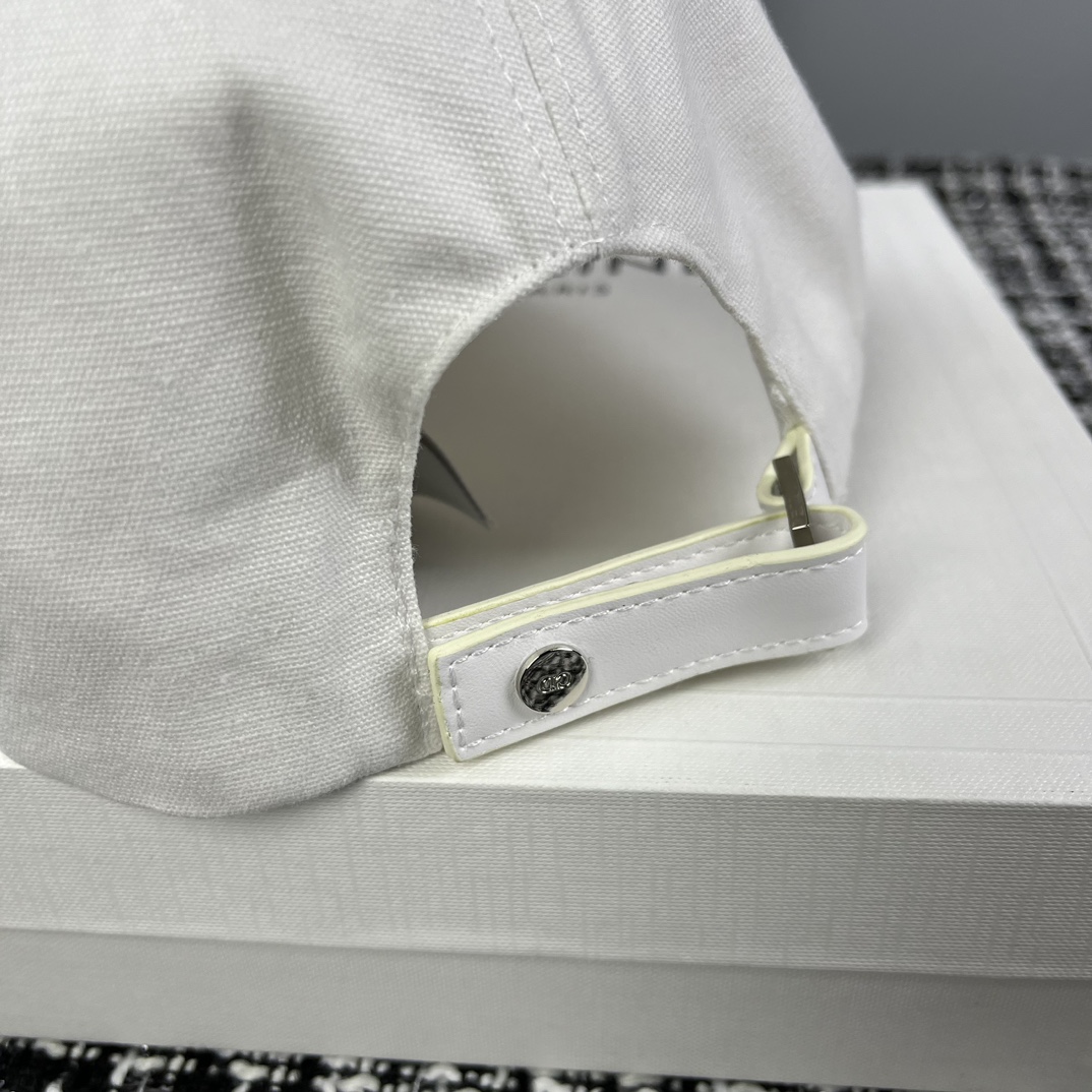 🎀Dior迪奥棒球帽🧢