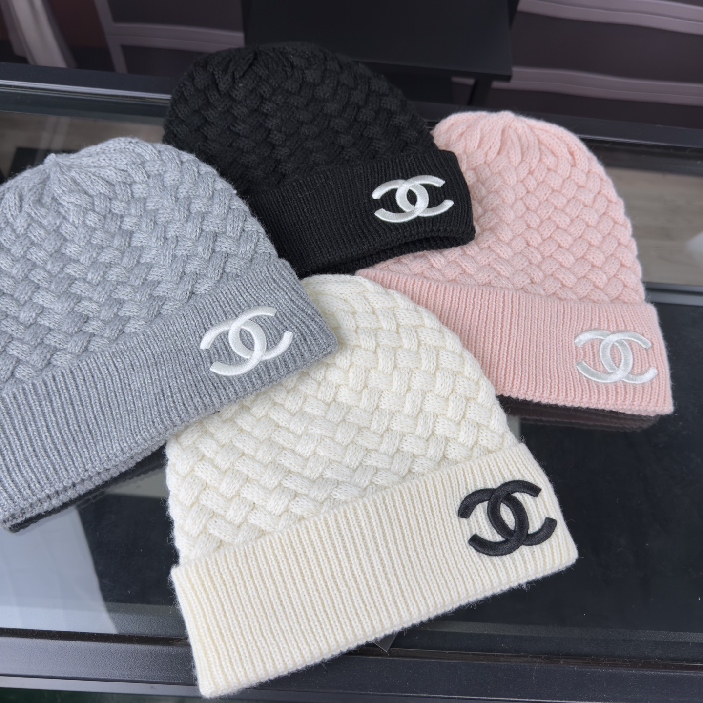 NO:365096,High-version Chanel Hat Fisherman Hat Baseball Hat Knitted Hats, Hats, Chanel, espadrilles, hats高版香奈儿帽子渔夫帽棒球帽针织帽,帽子,chanel,espadrilles,hats,hat