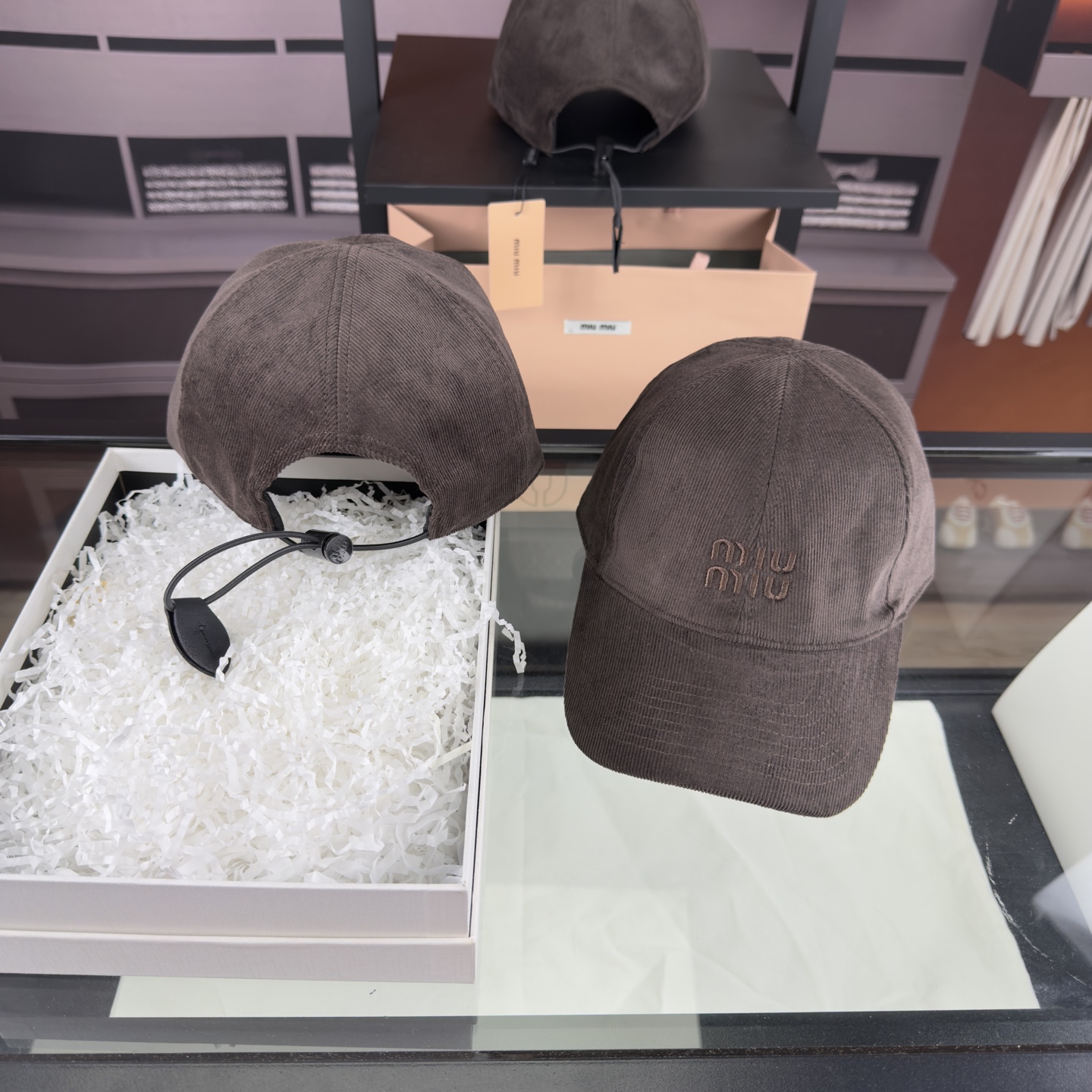 미우미우 모자 119053 Miu Miu Cap