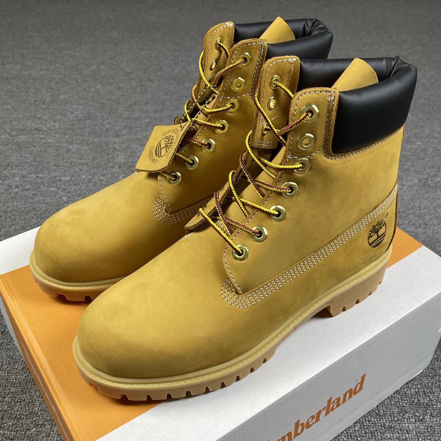 280 广东中山版添柏岚Timberland踢不烂/经典款黄色高帮 女款六孔型号10361男款七孔型号10061