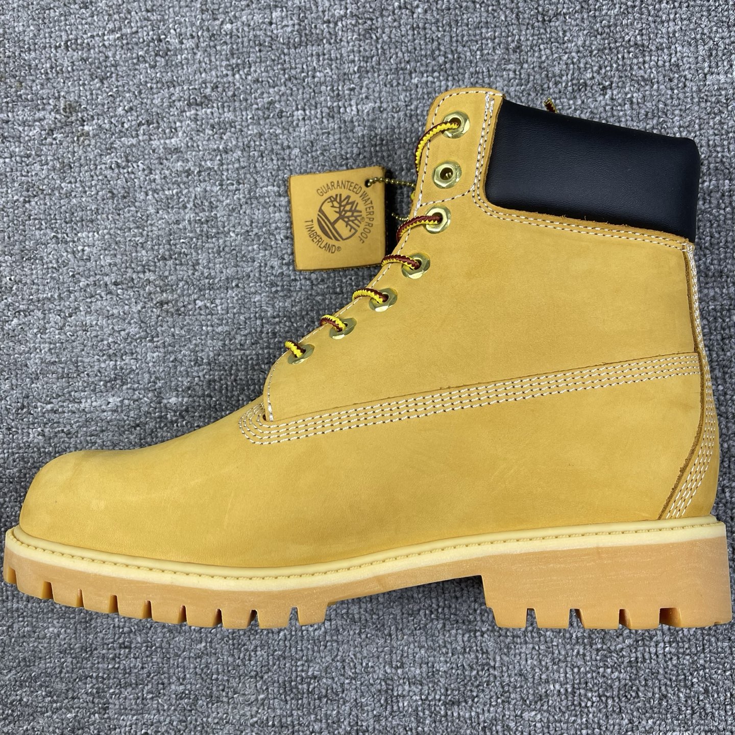 280 广东中山版添柏岚Timberland踢不烂/经典款黄色高帮 女款六孔型号10361男款七孔型号10061