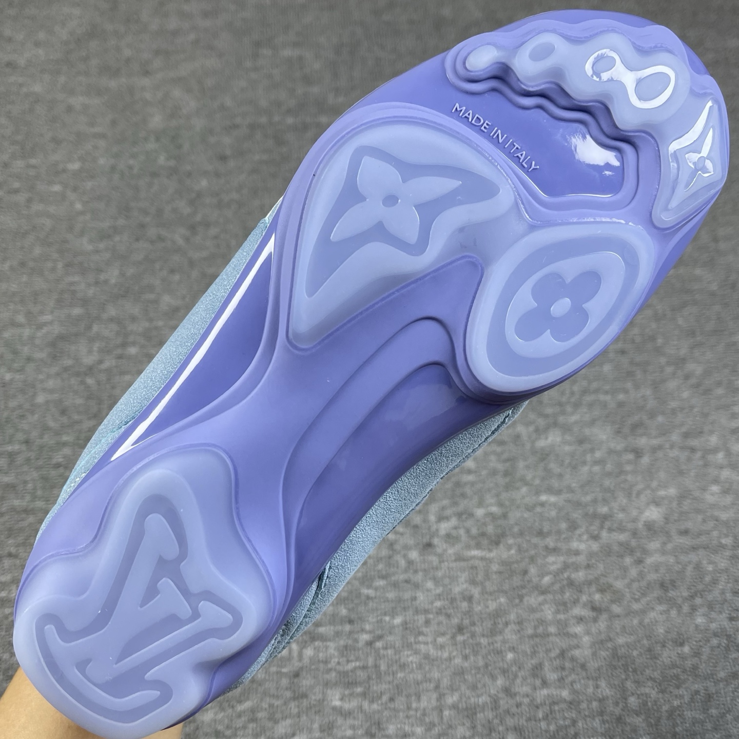 380 莞顶 Louis Vuitton LV Footprint 25ss 春夏季新款 情侣同款球鞋 穿上就是时髦精