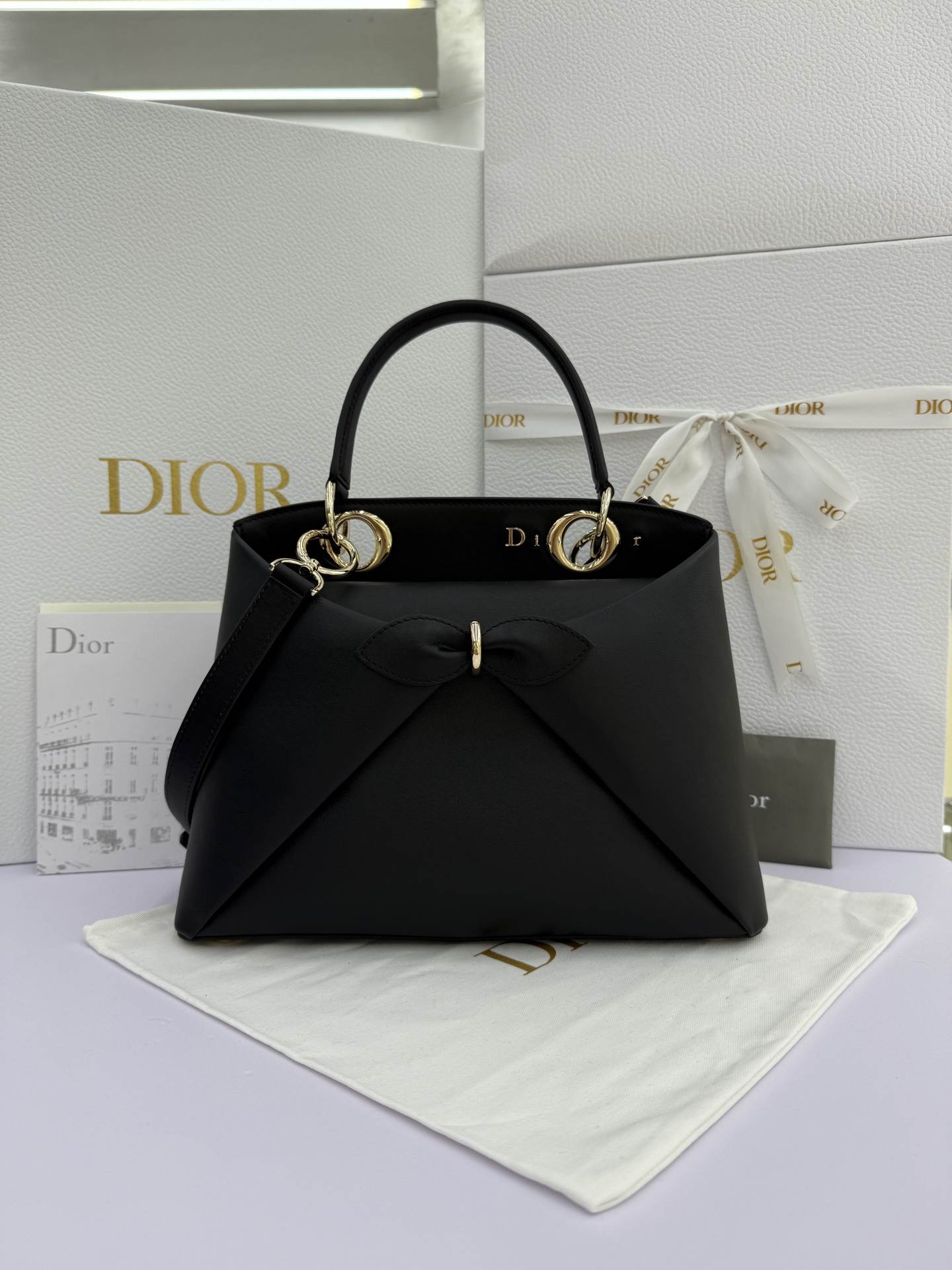 Dior 2026蝴蝶结手提包_编号0737_黑色金扣
尺寸：28*10*22（长*宽*高）