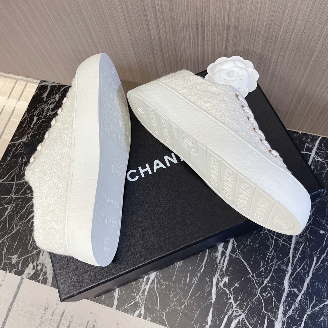 Chanel Haute Couture Classic Luxury Leather Shoe Loafer Shoes 9
