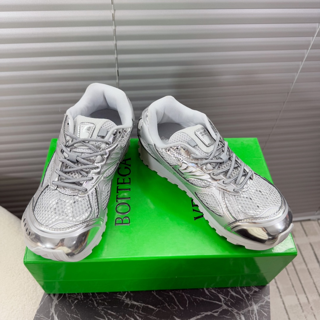 NO:168529,BV Orbit sneakers; couples dad shoes... A super popular Runner sneakers, which has made the big internet celebrities and bloggers show off first; Xiaohongshu Crazy Grass Planting Series uses lightweight technology mesh fabric, paired with geometric patterns to design rubber outsole, sports and casual light and versatile~~~ Women's 35-41 (40 41 customization) Men's 39-45 (45 size customization), casual shoes/sports shoes, bottega veneta, sneakers19860909BV Orbit运动鞋；情侣款老爹鞋…… 超火爆的一款Runner运动鞋,刷爆各大网红主博大咖们都纷纷抢先秀；小红书疯狂种草系列 采用轻质科技网布面料,搭配几何图案设计橡胶外底,运动休闲轻便百搭~~~ 女款 35-41（40 41定制） 男款 39-45(45码定制),休闲鞋/运动鞋,bottega veneta,sneakers,Women's Shoes