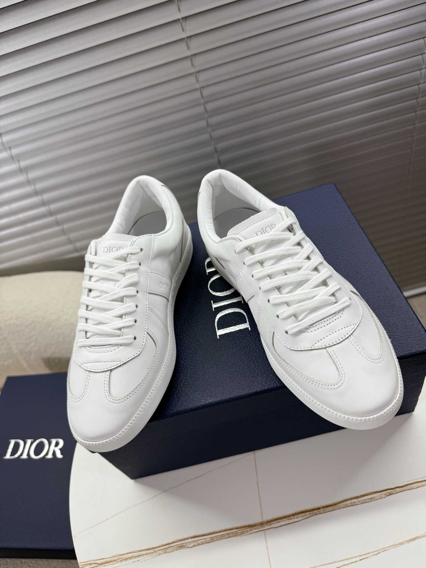 Dior B01 Leather Sneakers, Unisex Casual Shoes, Comfortable and Stylish