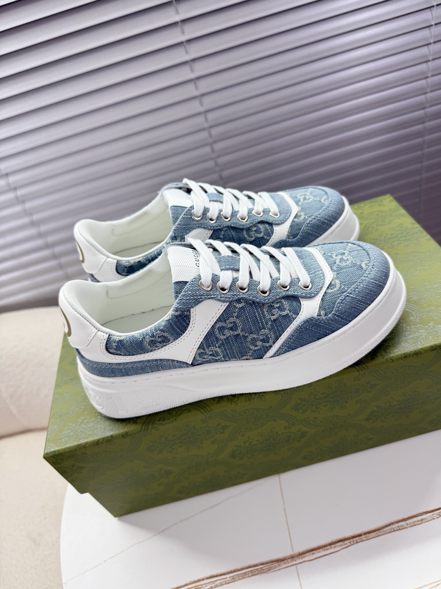 Gucci Sneakers