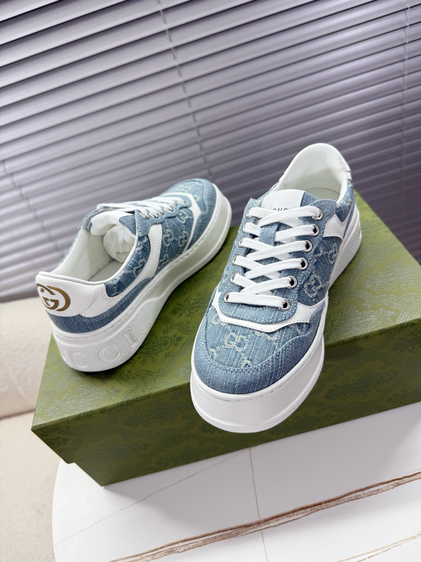 Gucci Sneakers