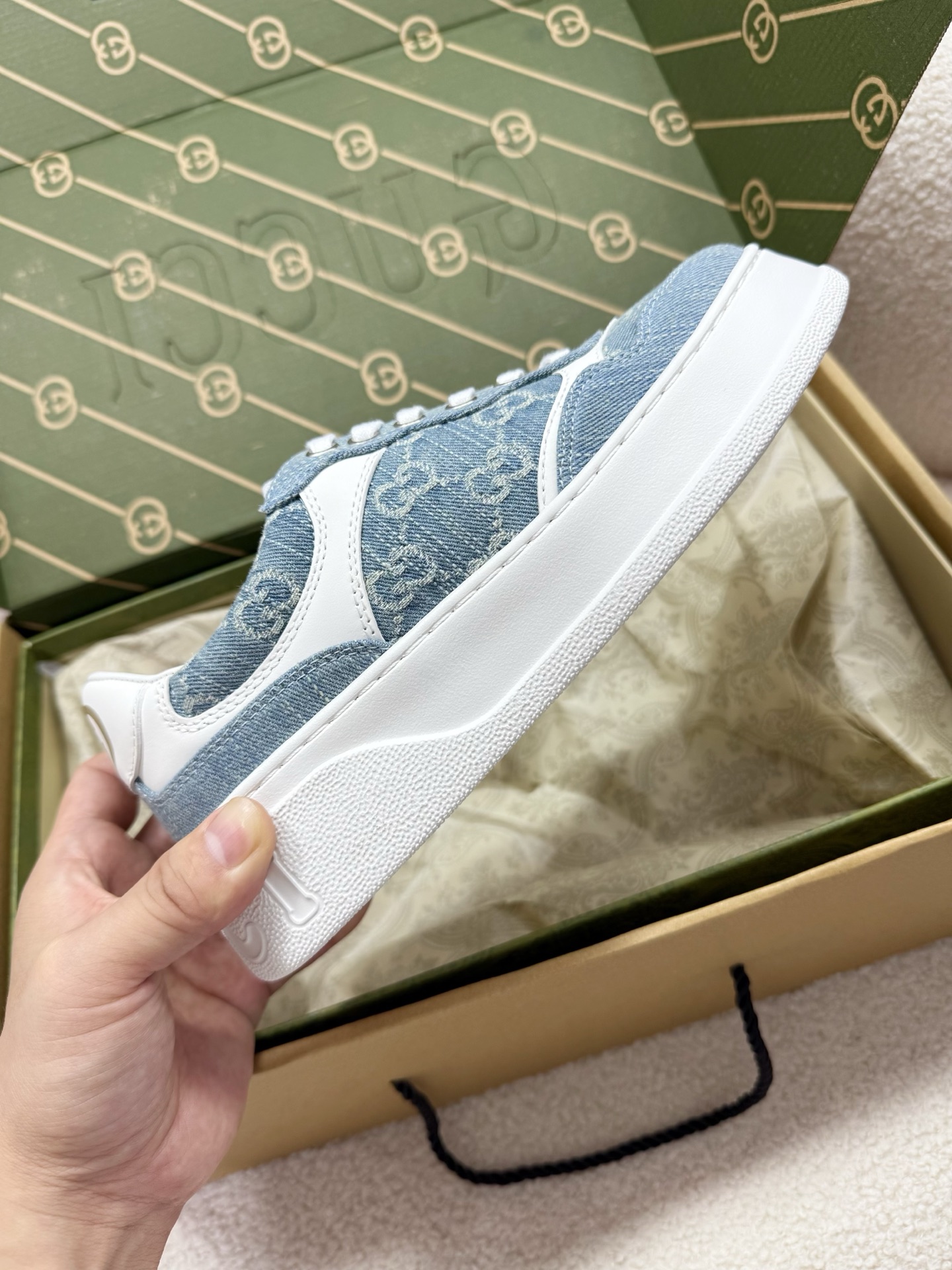 Gucci Sneakers