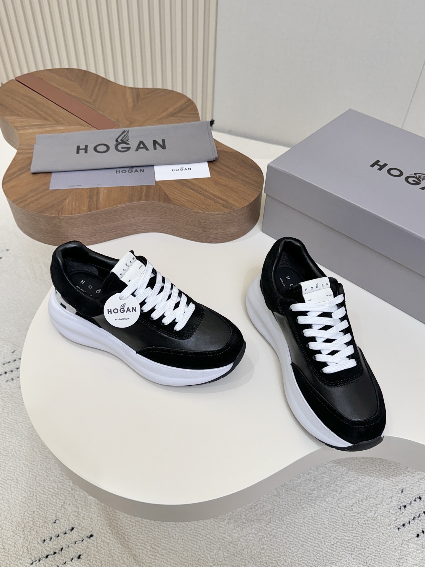 Designer Sneakers