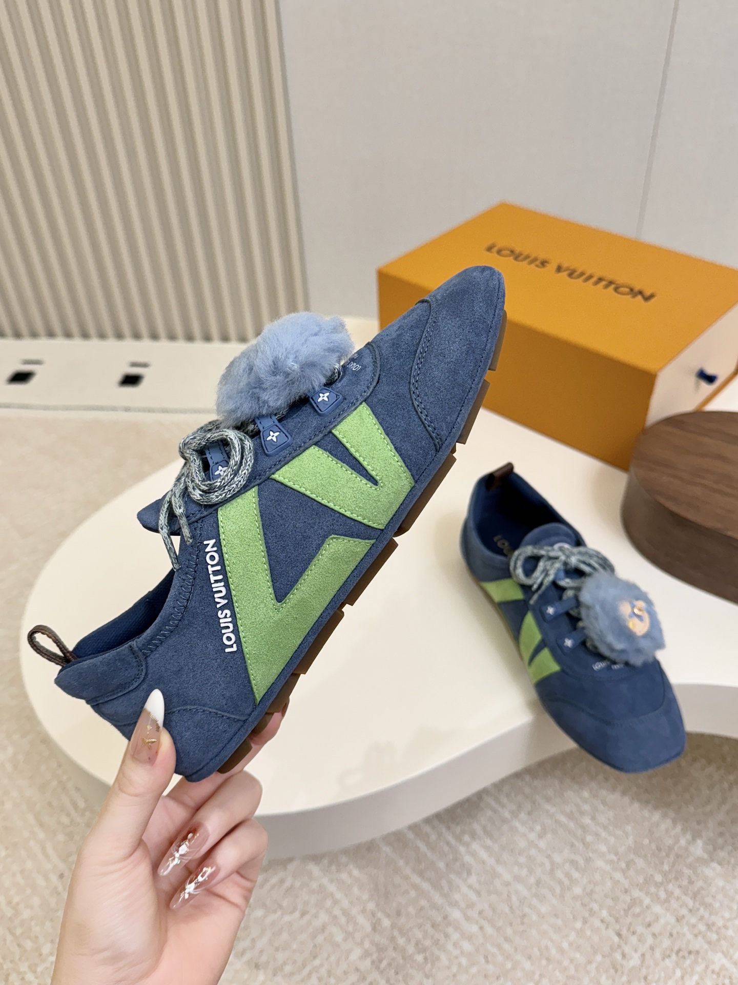 Louis Vuitton Sneakers