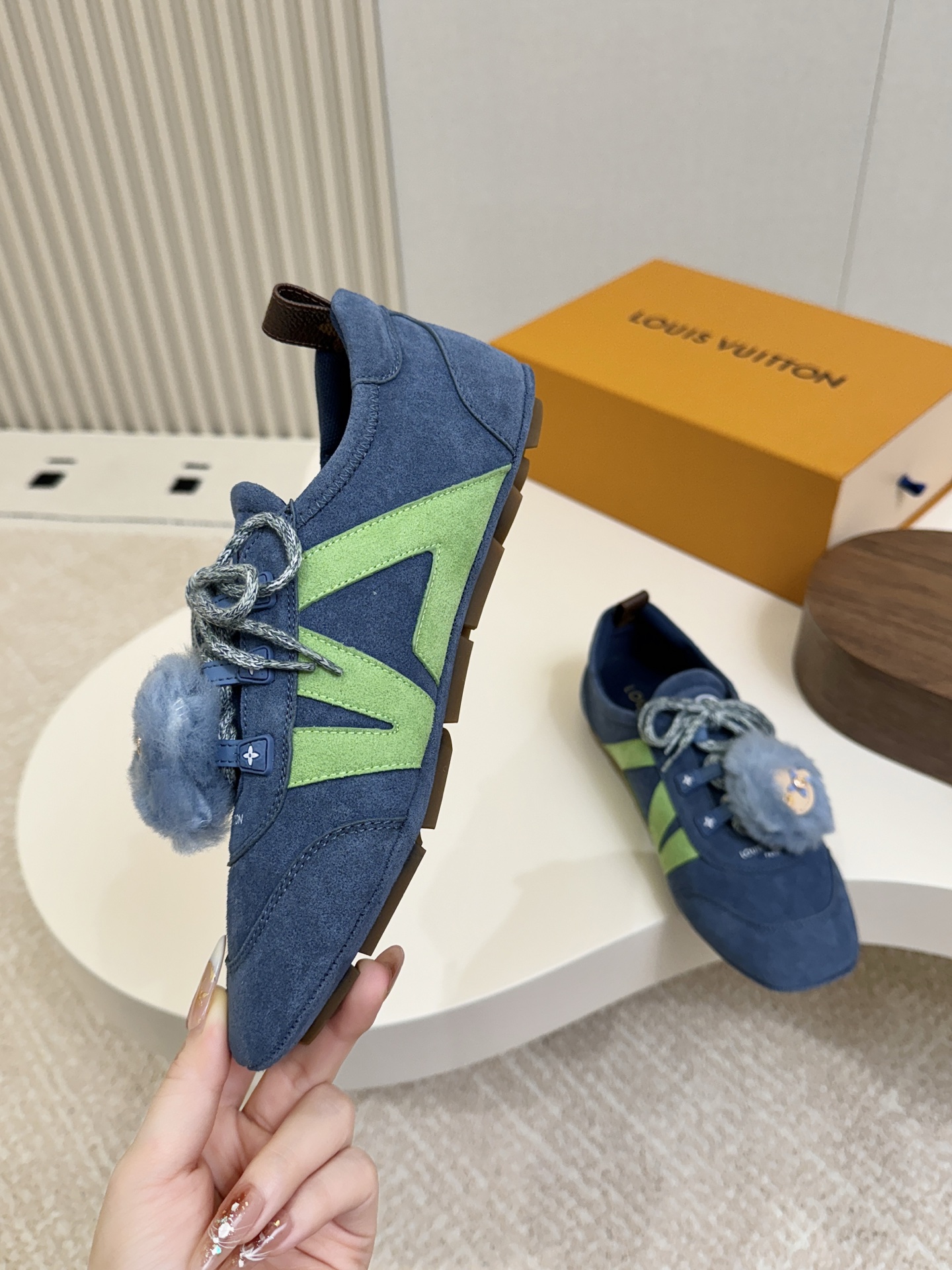 Louis Vuitton Sneakers