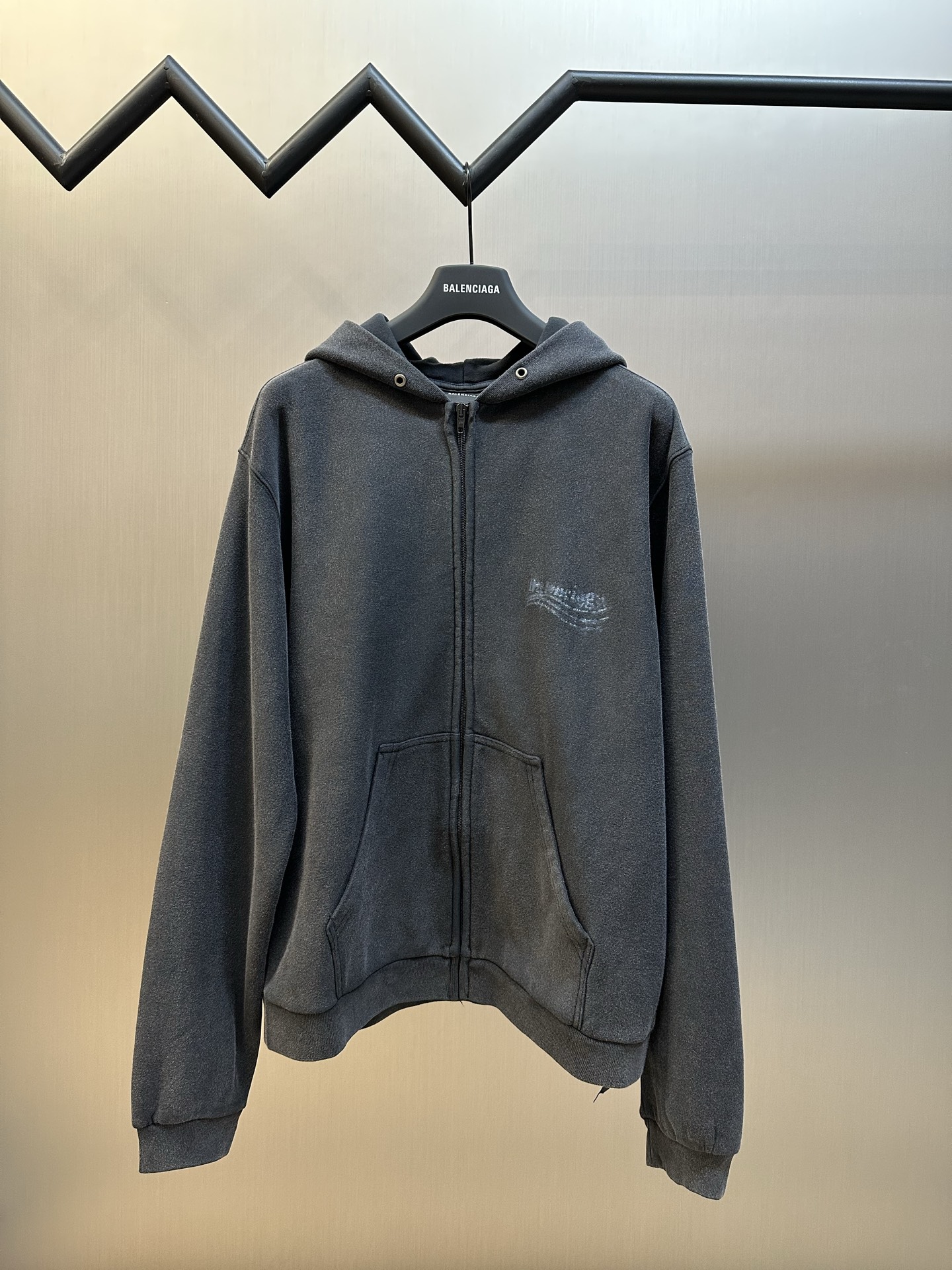 P235 Balenciaga Chaqueta con cremallera de lavado y estampado Tejido de algodón nube personalizado con lavado a piedra …