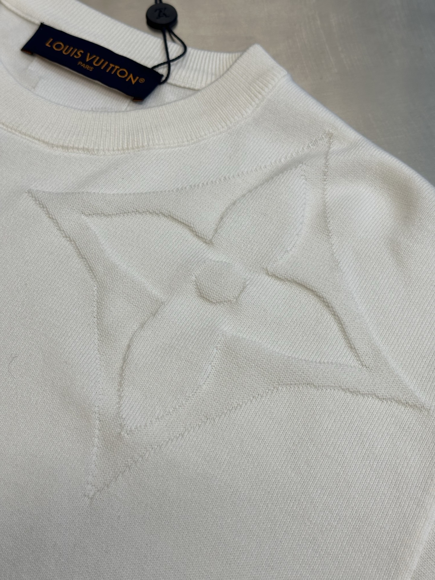 루이비통 남성 반팔 136503 Louis Vuitton T Shirt 썸네일 이미지