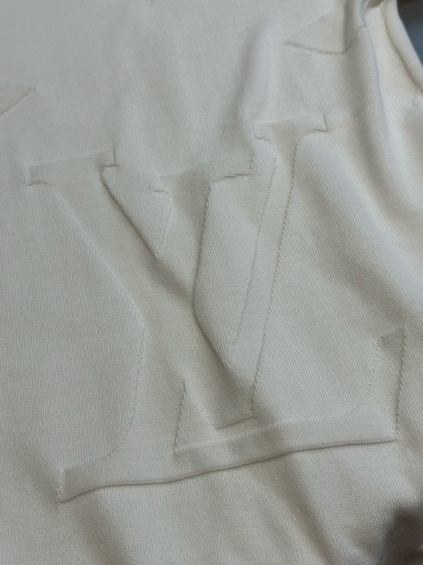 루이비통 남성 반팔 136503 Louis Vuitton T Shirt 썸네일 이미지