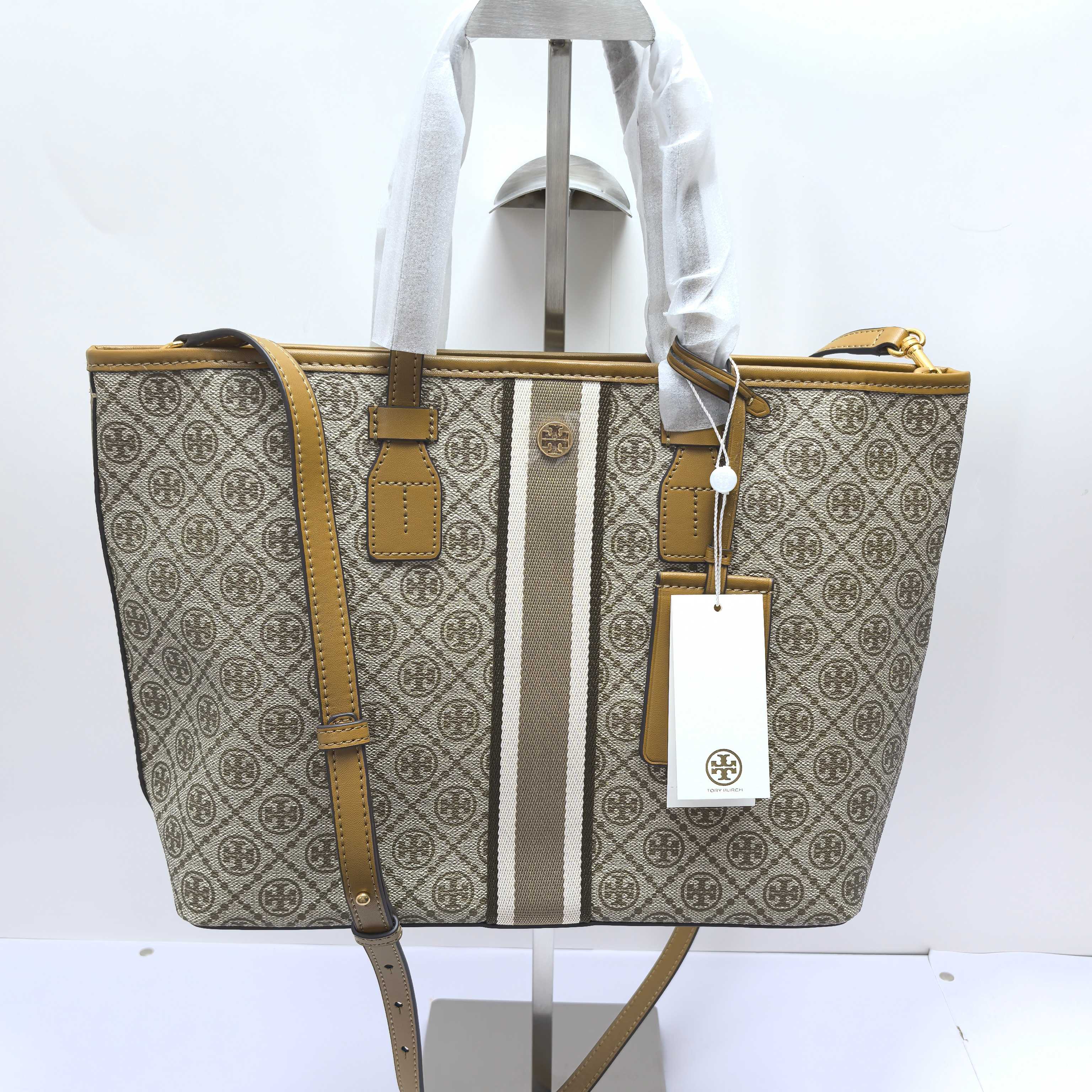 Tory Burch ～TB81963 新款购物袋 小号 该系列选用涂层帆布匠心打造 魅力隽永又风格独具