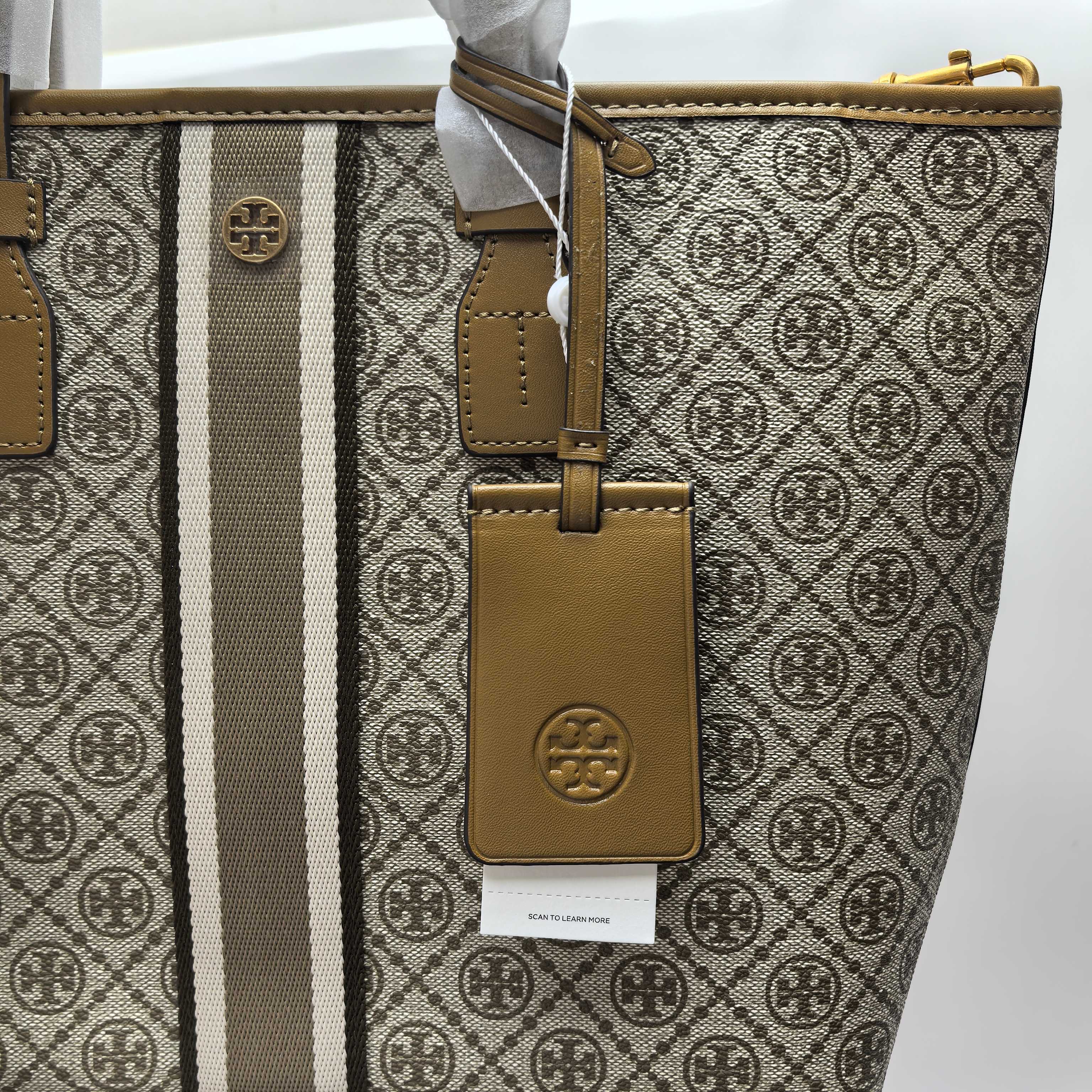 Tory Burch ～TB81963 新款购物袋 小号 该系列选用涂层帆布匠心打造 魅力隽永又风格独具