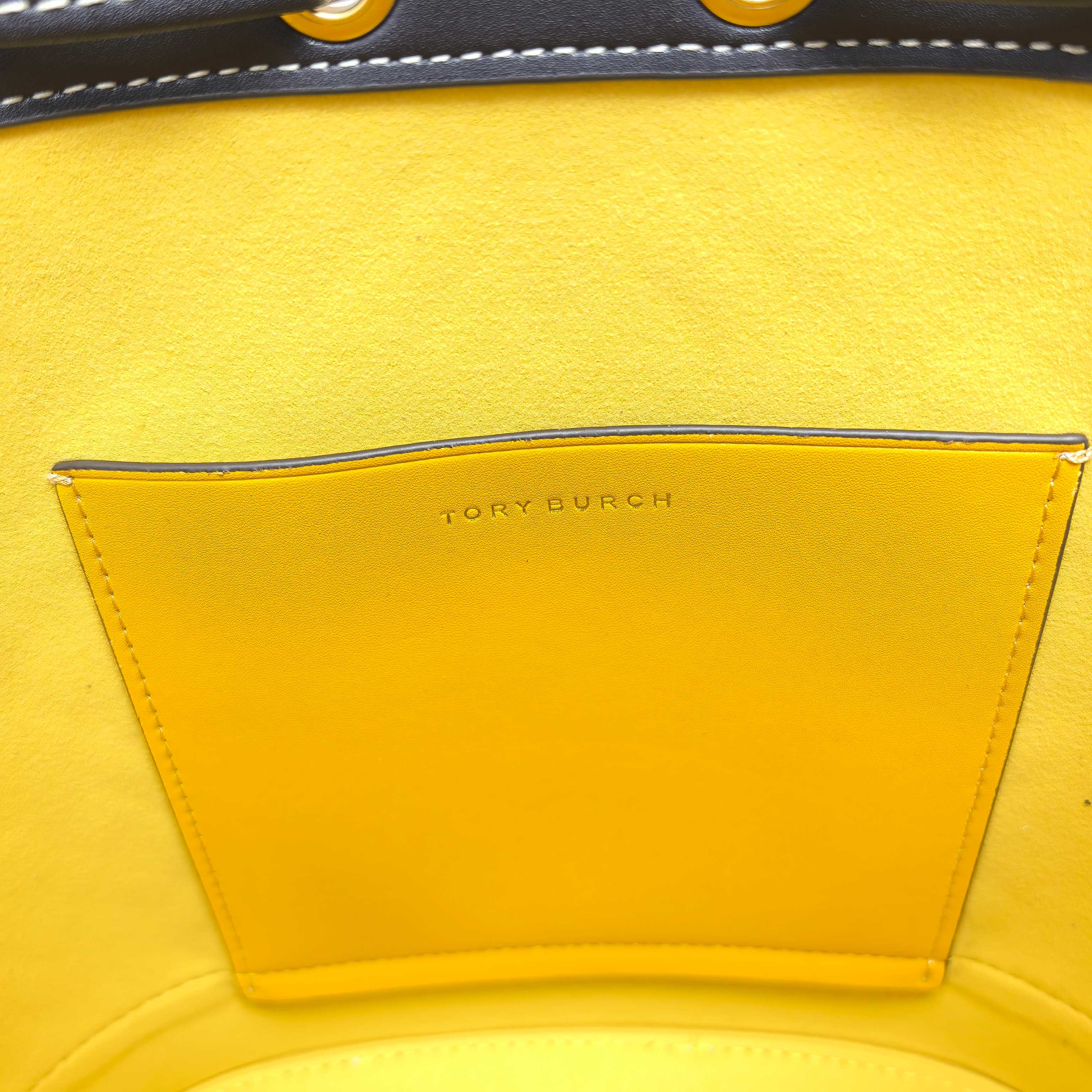 Tory Burch ～TB79487 新款TMonogram提花桶包 标识提花双T Logo与流畅线条巧妙组合