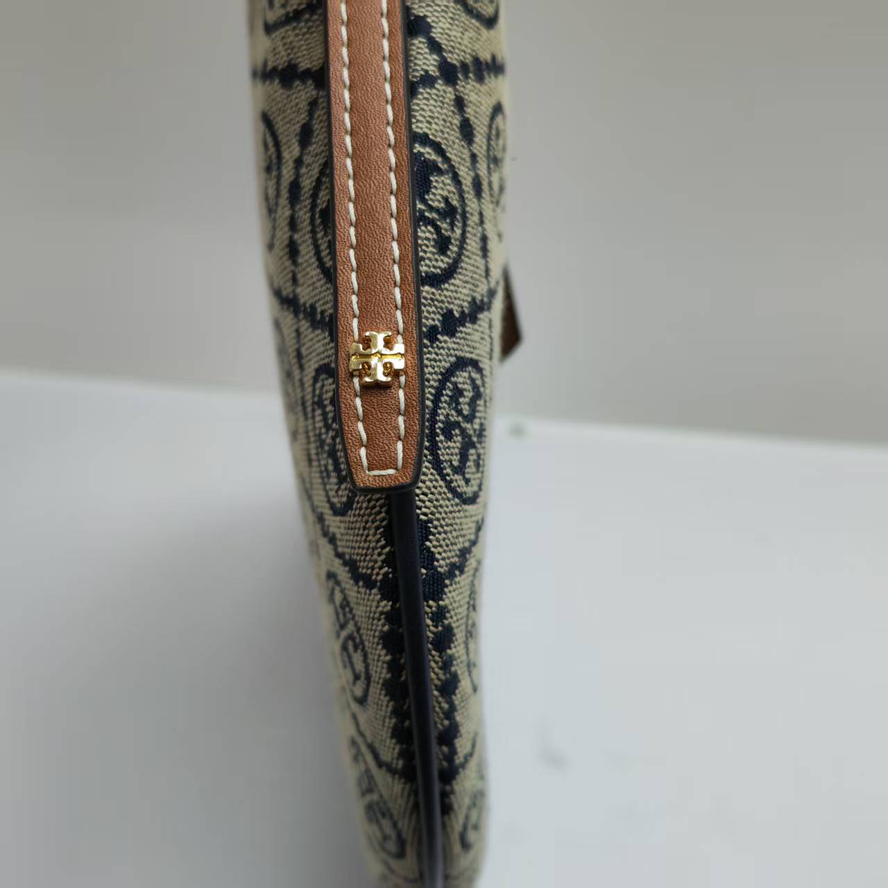 Tory Burch ToryBurch全新老花新月包 单肩腋下包 独具2025春夏秀场风格 柔和圆润