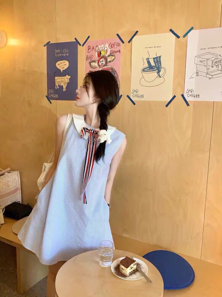 THOM BROWNE 汤姆布朗 TB女款🌺高版本纯棉泡泡条纹学院风连体娃娃裙  码数：0～2 （下单请