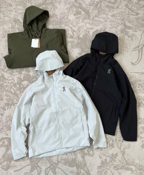 On Running Men's Waterproof Hooded Jacket Windproof Outdoor Sportswear 1 On Running Men's Waterproof Hooded Jacket Windproof Outdoor Sportswear