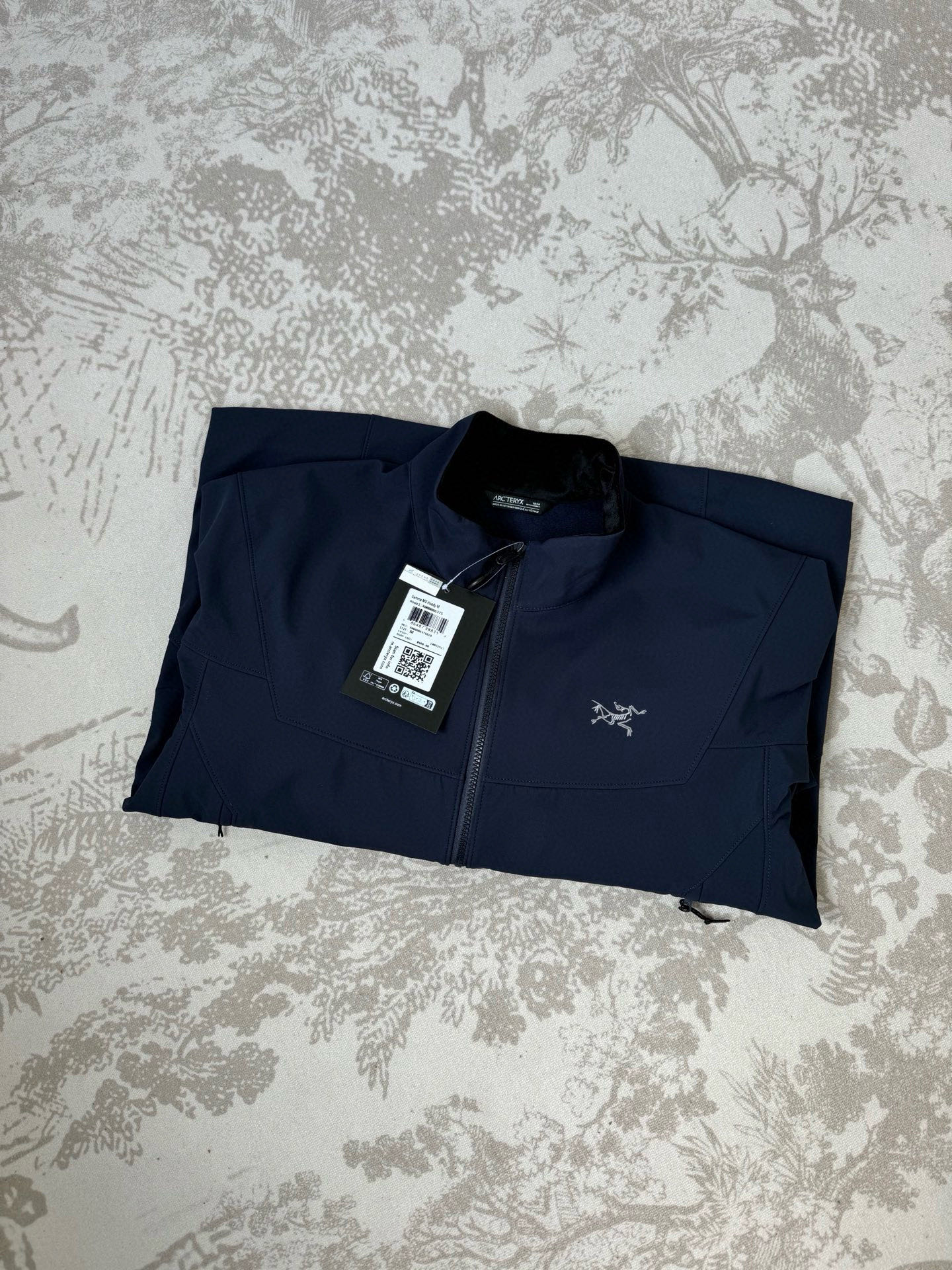 Arc'teryx Gamma LT Hoody Men's Lightweight Windproof Softshell Jacket